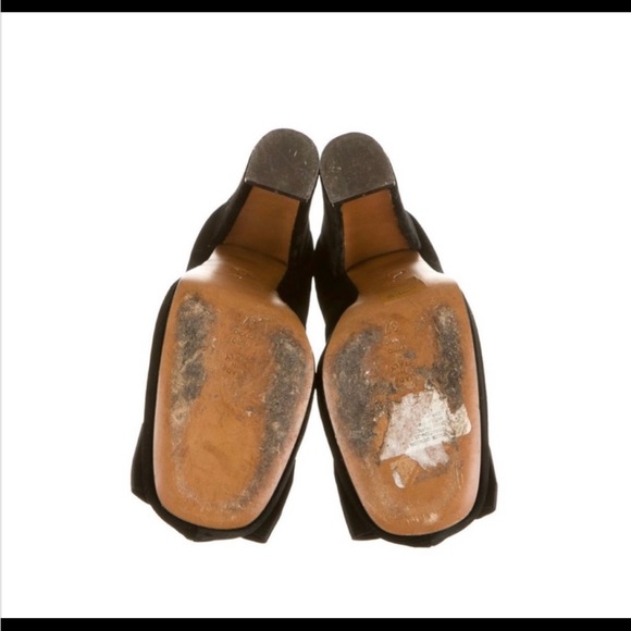 Moschino - Picture 3 of 6